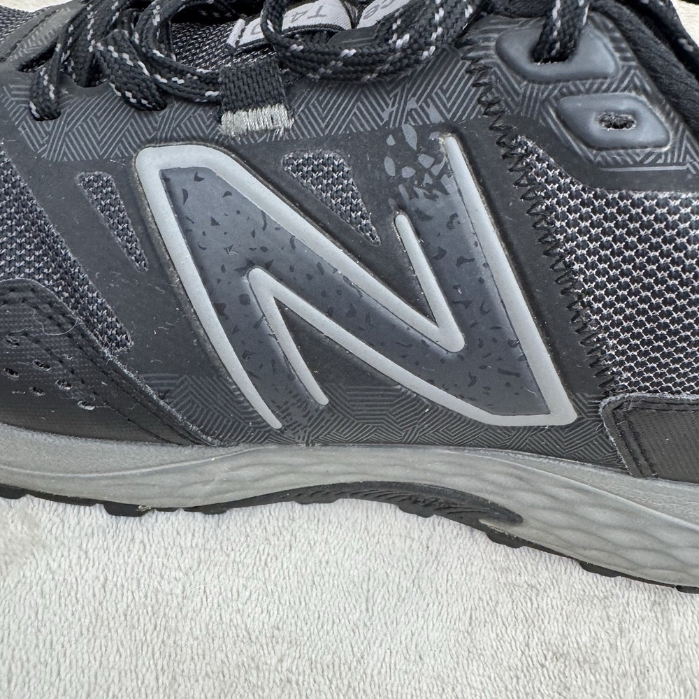 New Balance T410 V8 Trail Running Shoes Black Gray Men's Size 13 4E Wide - Picture 7 of 9